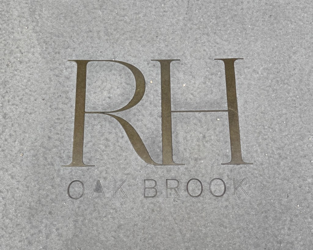 Restoration Hardware Rooftop IL Review: Honest Take on Food &&nbsp;Atmosphere